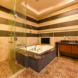 Premier Double Room Jacuzzi